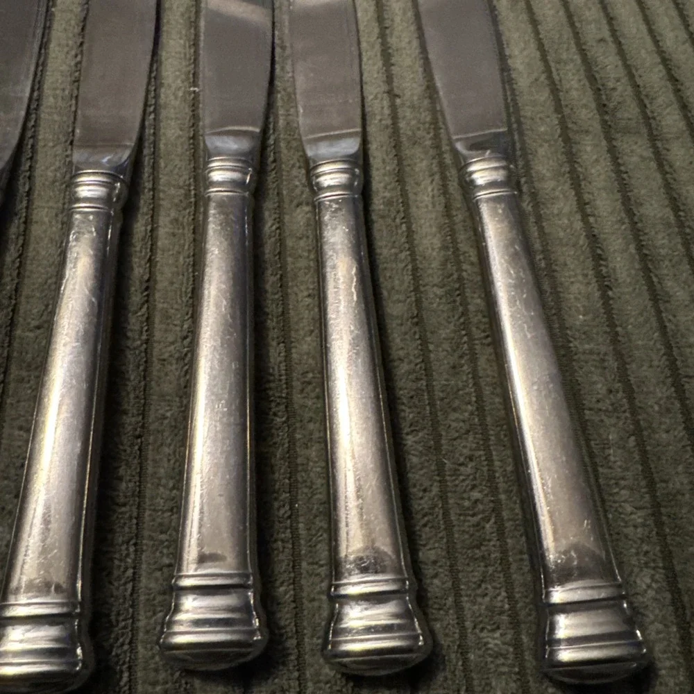 Lenox Eternal Dinner Knives Set of 8 Stainless Steel Serrated Flatware